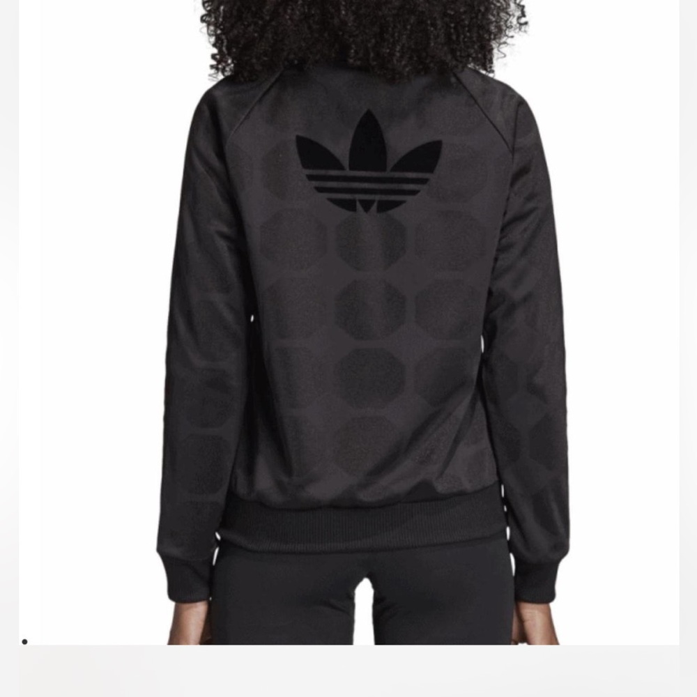 Adidas black track geo pattern soccer pattern full zip jacket good condition (S)